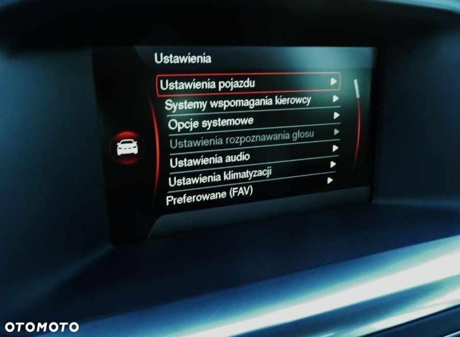 Volvo V60 D3 Summum - 32
