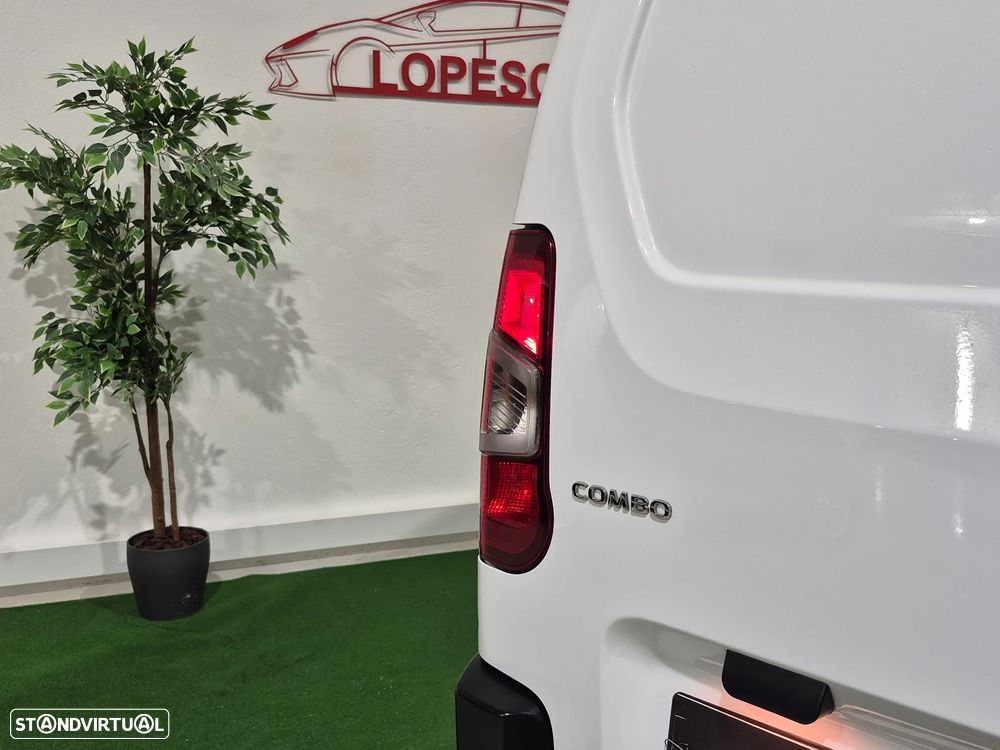 Opel Combo - 2021 - 120.000KM | GARANTIA | NACIONAL - 3 LUG - 7