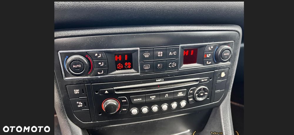 Citroën C5 HDi 110 FAP Confort - 14