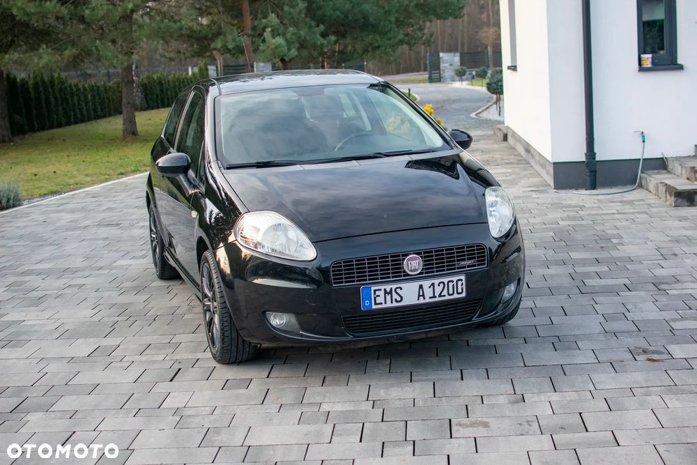 Fiat Grande Punto - 9