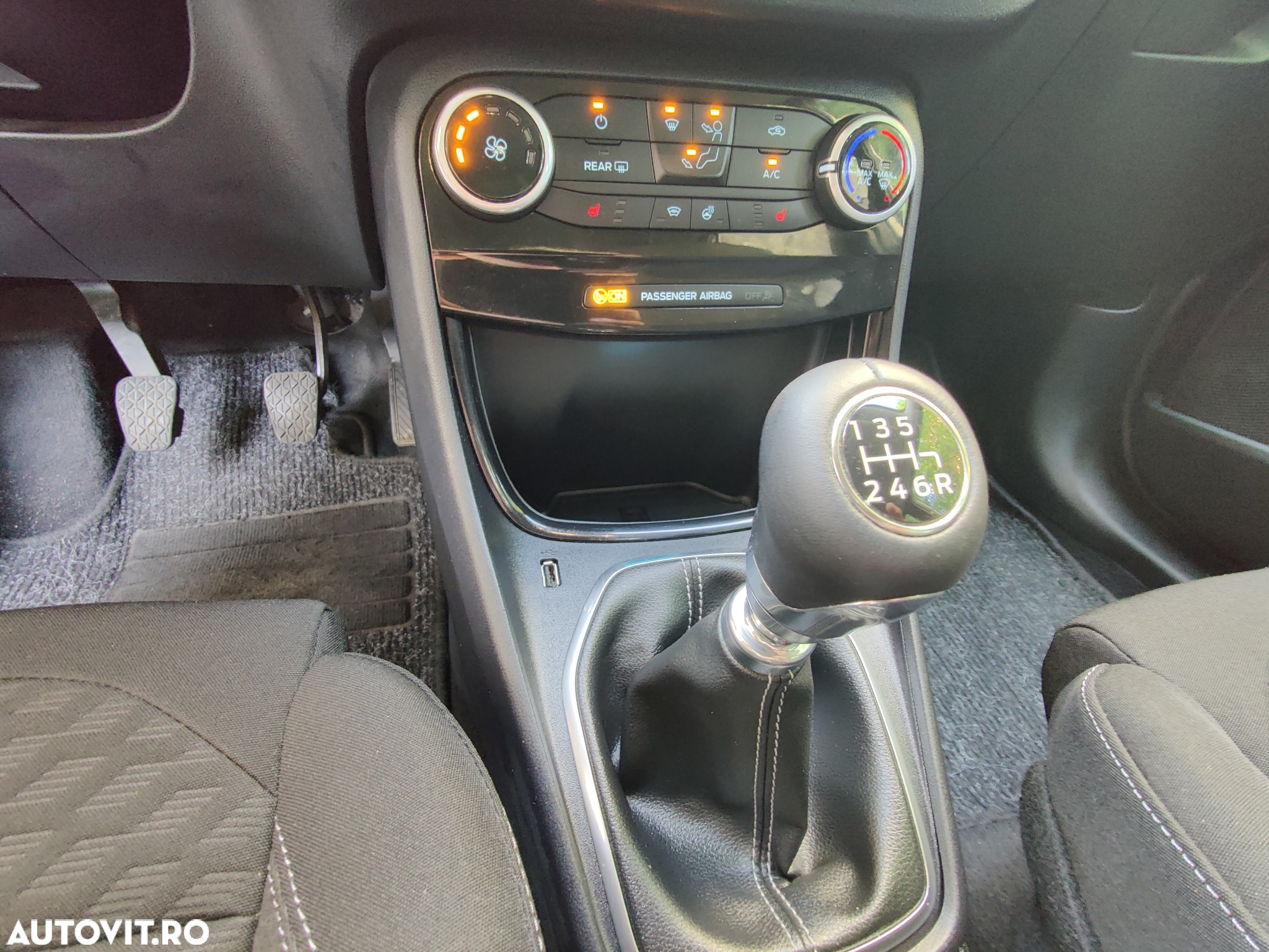 Ford Puma 1.0 EcoBoost MHEV Titanium - 12