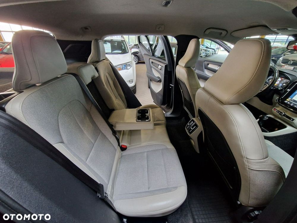 Volvo XC 40 - 19