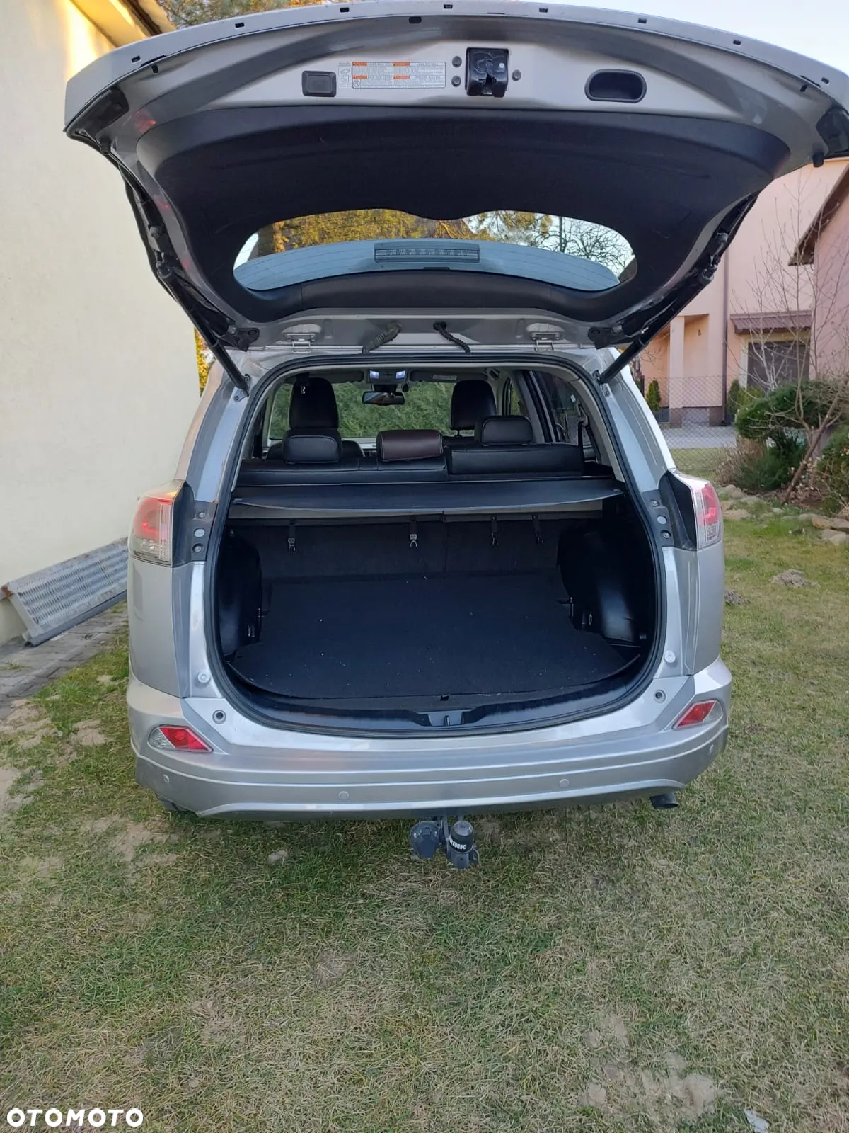 Toyota RAV4 Hybrid Prestige 4x4 - 6