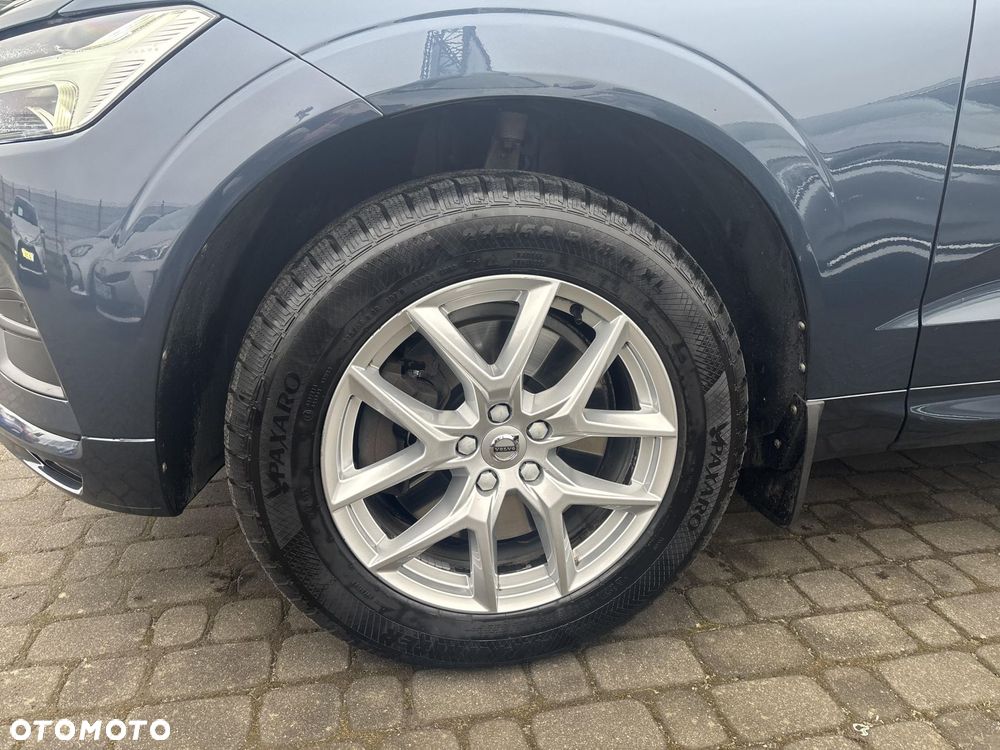 Volvo XC 60 D4 AWD Momentum - 29