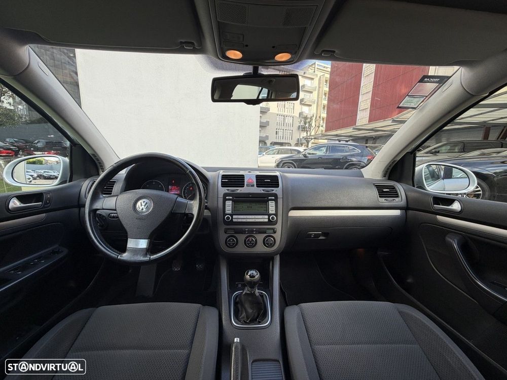 VW Golf 1.9 TDi BlueM. Confortline - 21
