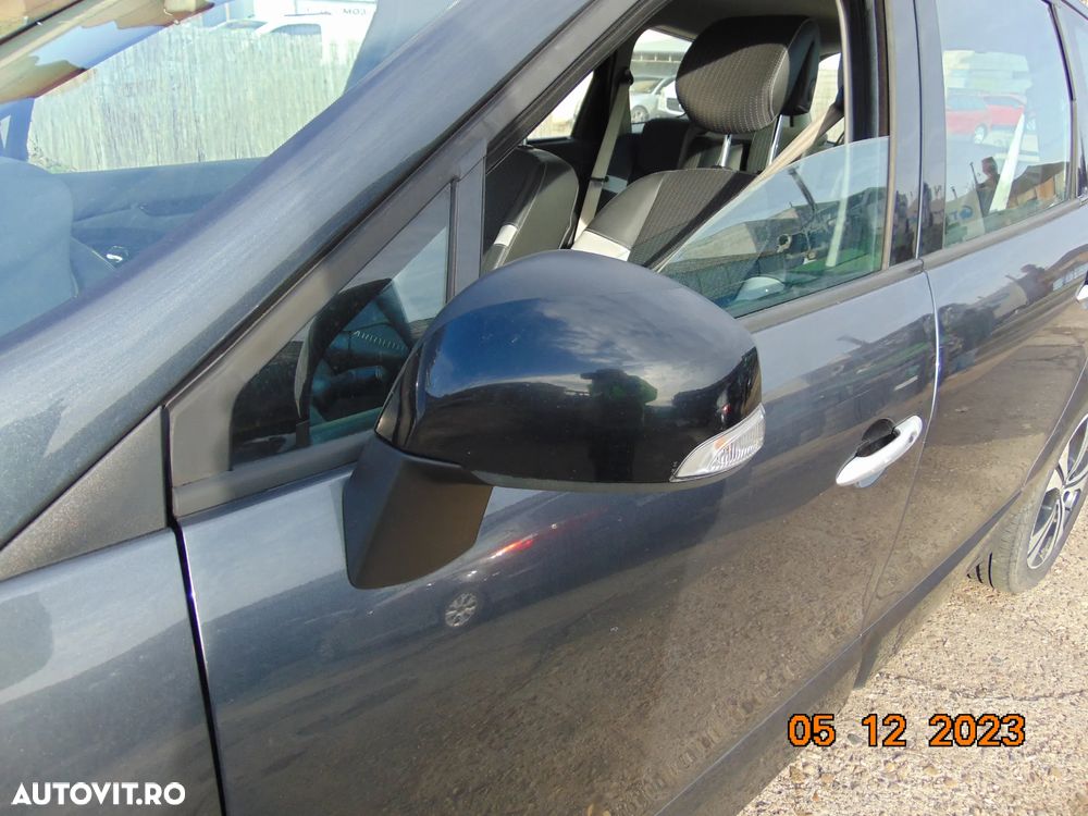 Oglinda Renault scenic 3 an 2009-2016 oglinzi stanga dreapta rabatabile electric scenic 3 dezmembre - 2