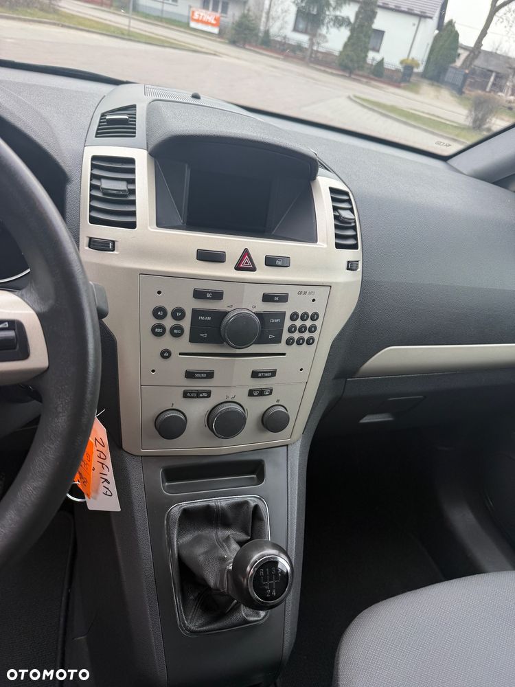 Opel Zafira 1.8 Family - 10