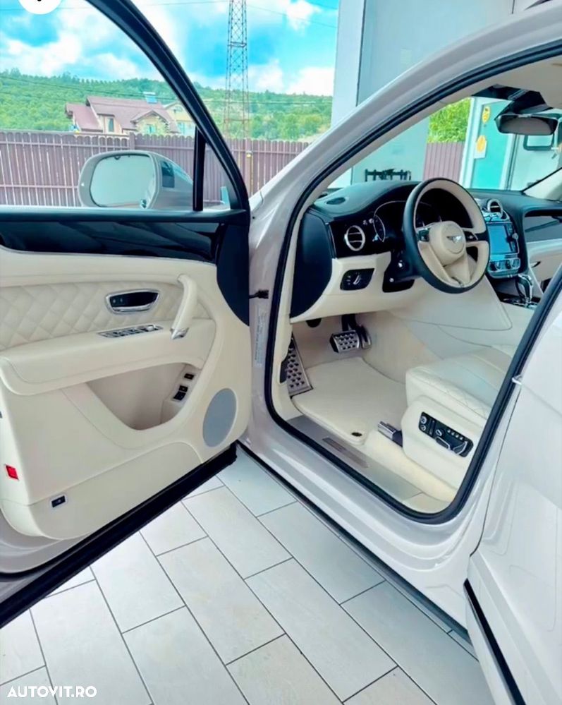 Bentley Bentayga - 8