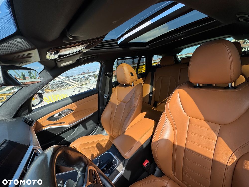 BMW Seria 3 320i GPF M Sport - 24