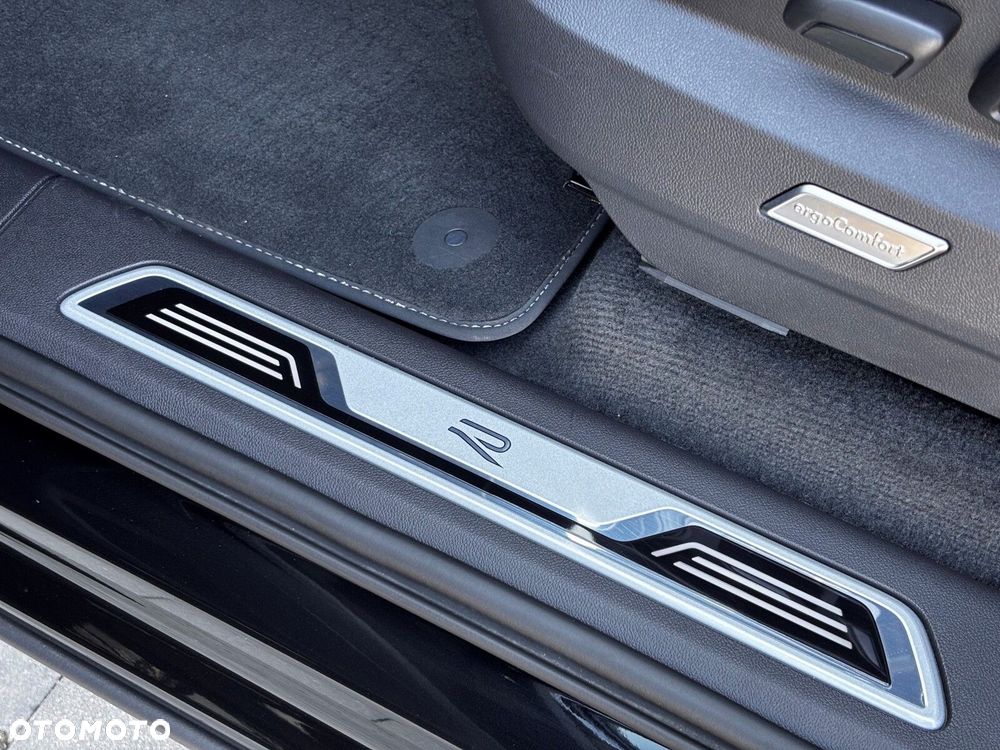 Volkswagen Touareg 3.0 V6 TDI SCR 4Mot R-Line - 35