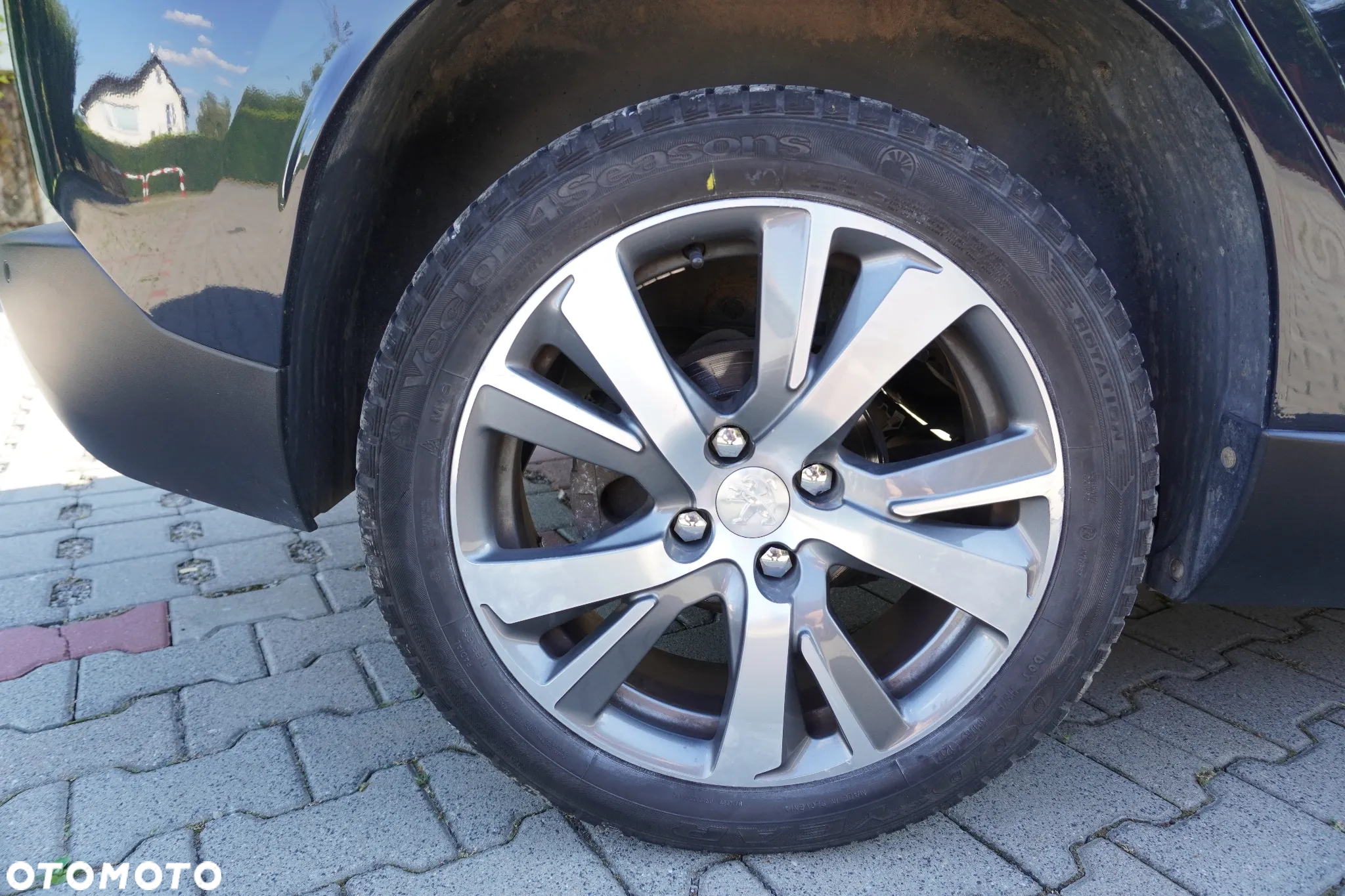 Peugeot 2008 1.6 BlueHDi Allure - 16