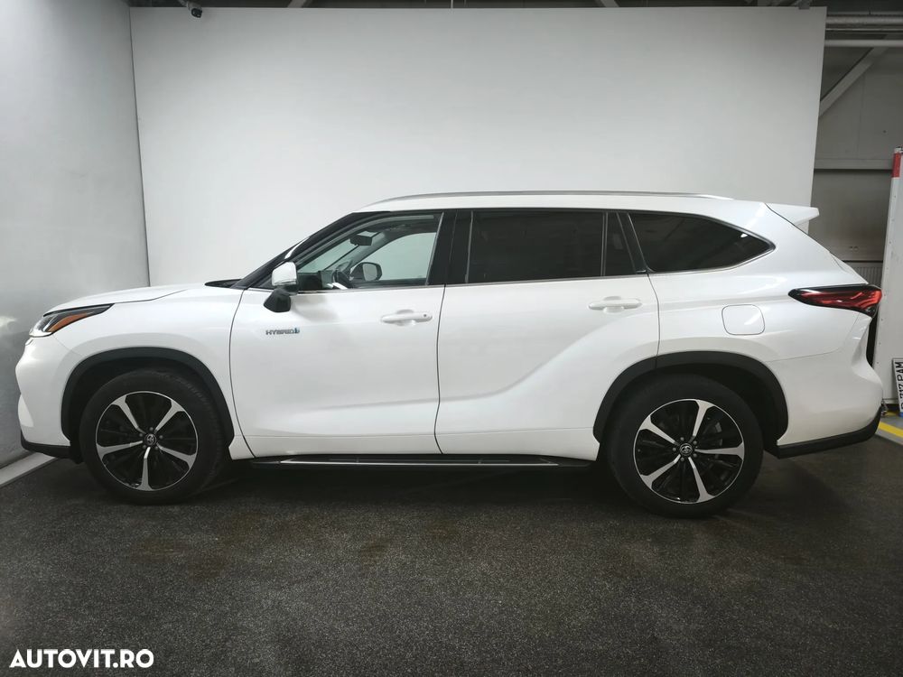 Toyota Highlander 2.5 Hybrid Luxury - 2