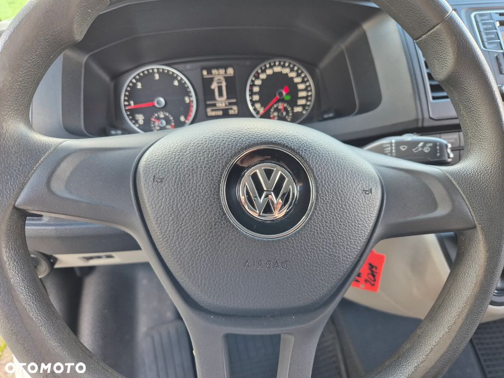 Volkswagen Transporter - 34
