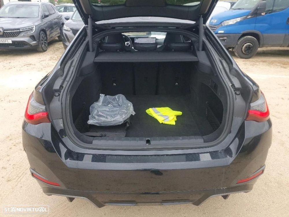 BMW i4 M50 Gran Coupe xDrive - 18