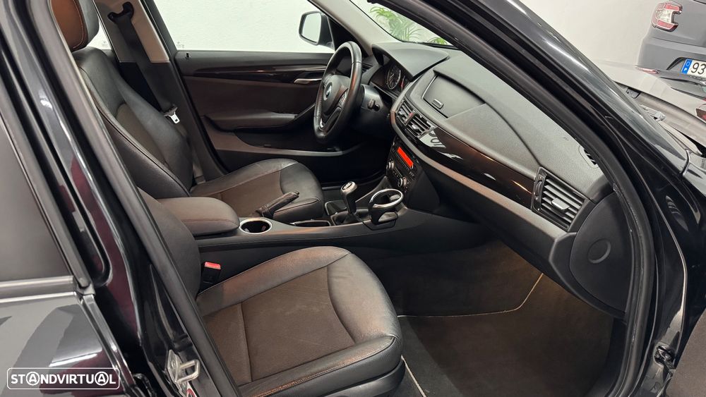 BMW X1 16 d sDrive Line Sport - 27