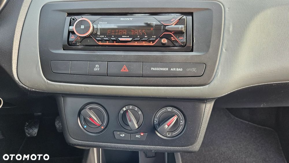 Seat Ibiza 1.4 16V Style - 27