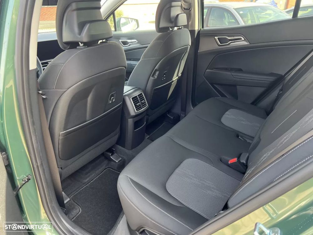 Kia Sportage 1.6 T-GDI Drive - 10
