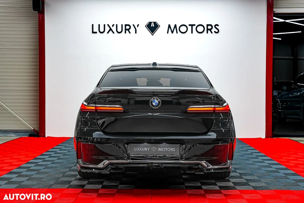 BMW Seria 7 - 13