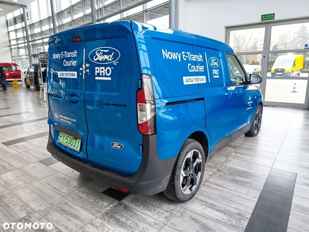 Ford Transit Courier - 7