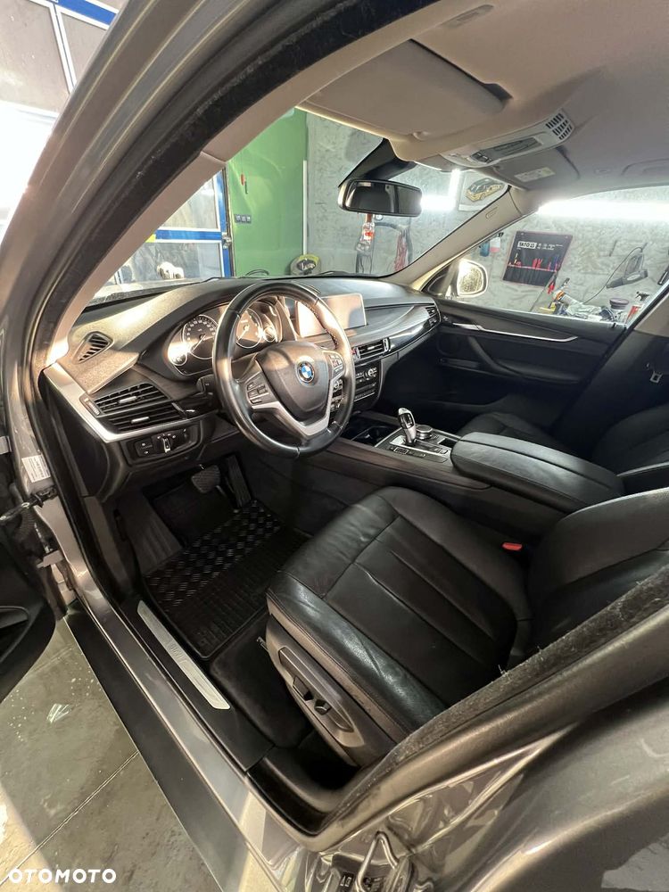 BMW X5 xDrive25d - 9