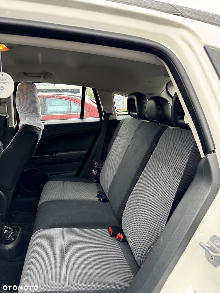 Dodge Caliber 2.0 SXT - 4