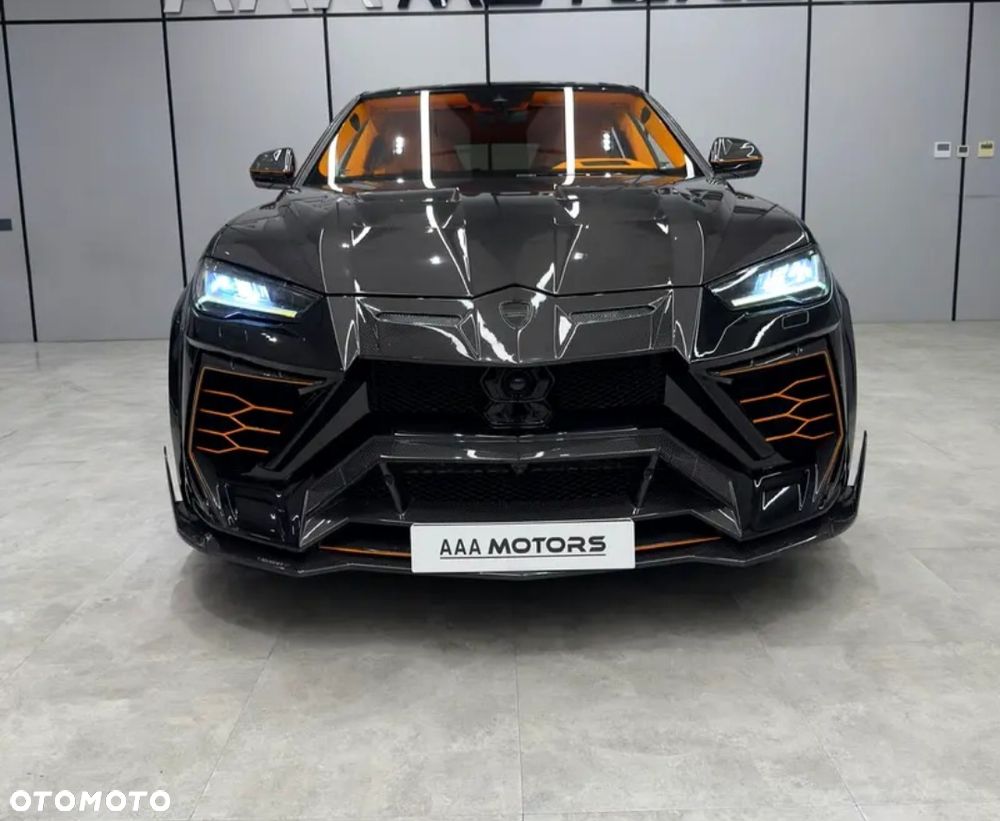Lamborghini Urus - 19