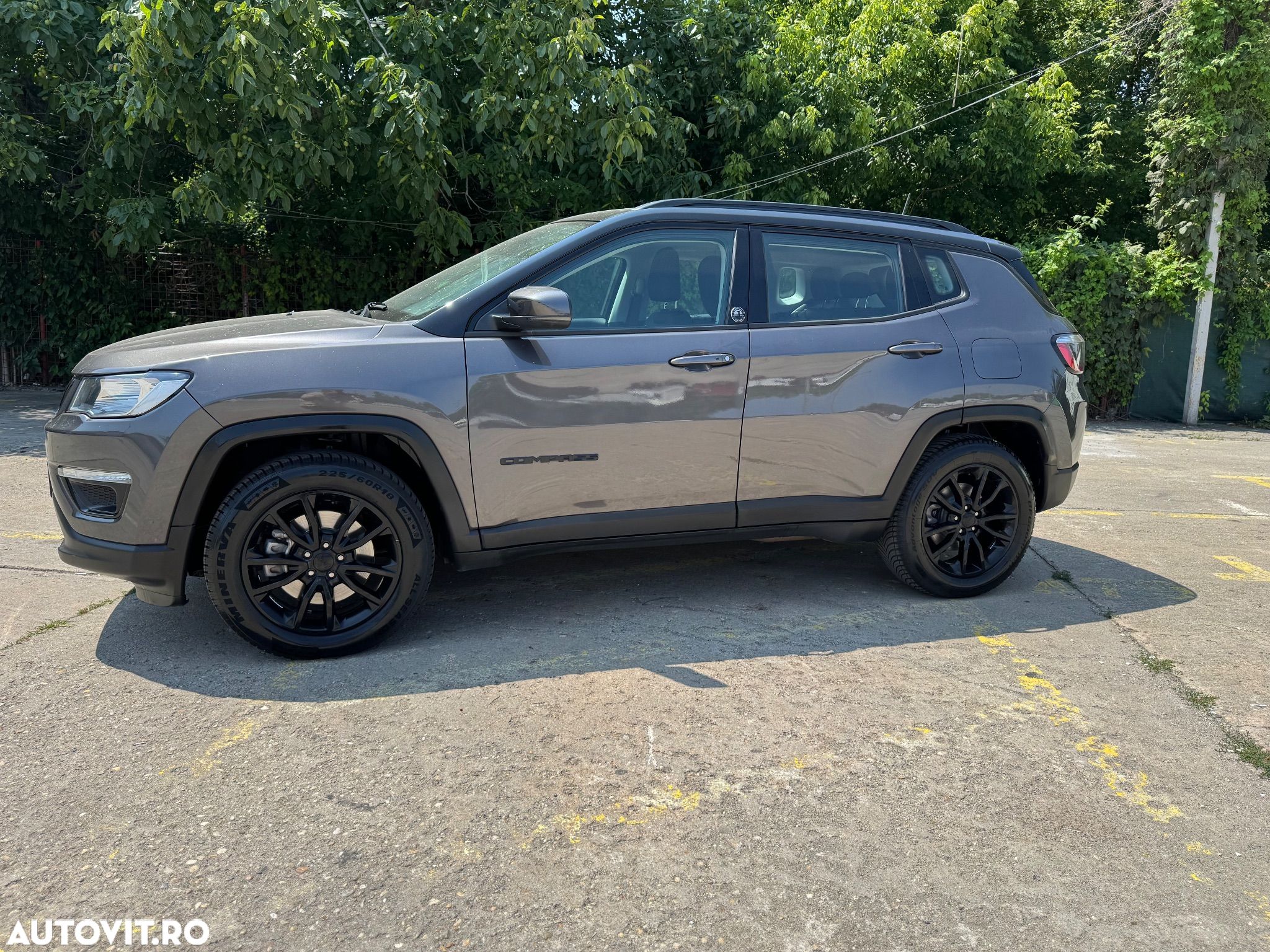Jeep Compass - 1