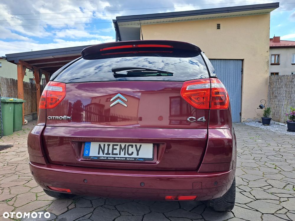 Citroën C4 Picasso 1.8 16V Style - 8