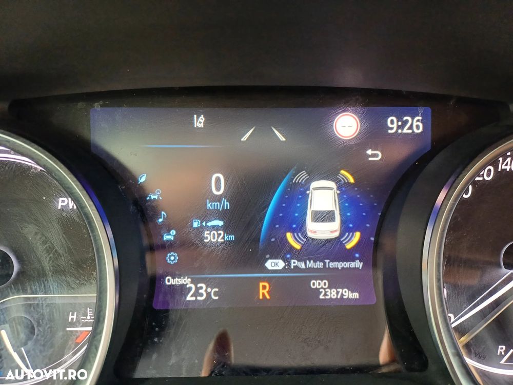 Toyota Camry 2.5 Hybrid Business - 27