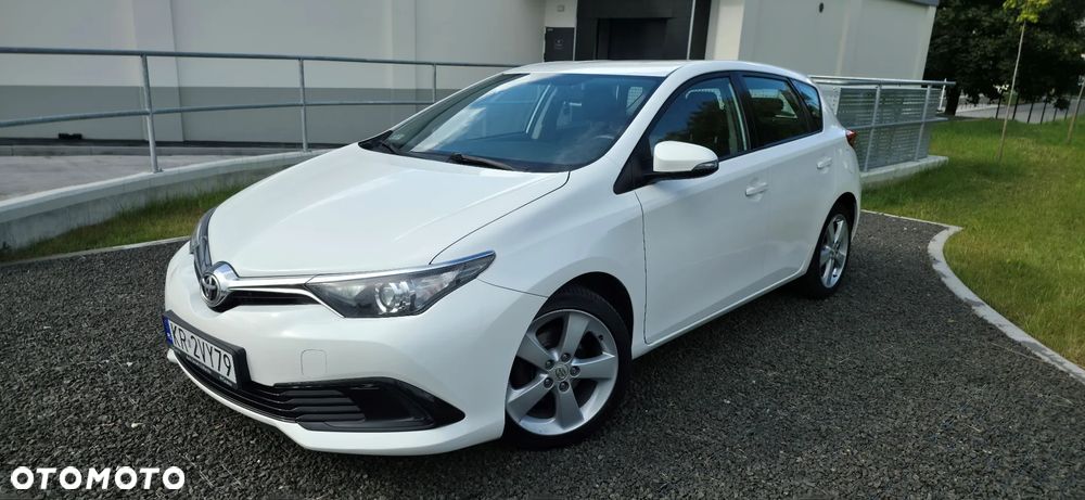 Toyota Auris 1.4 D-4D Premium - 1