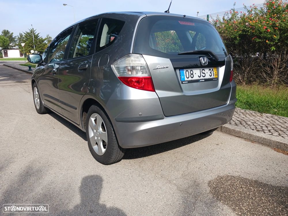 Honda Jazz 1.4 i-VTEC Executive - 14
