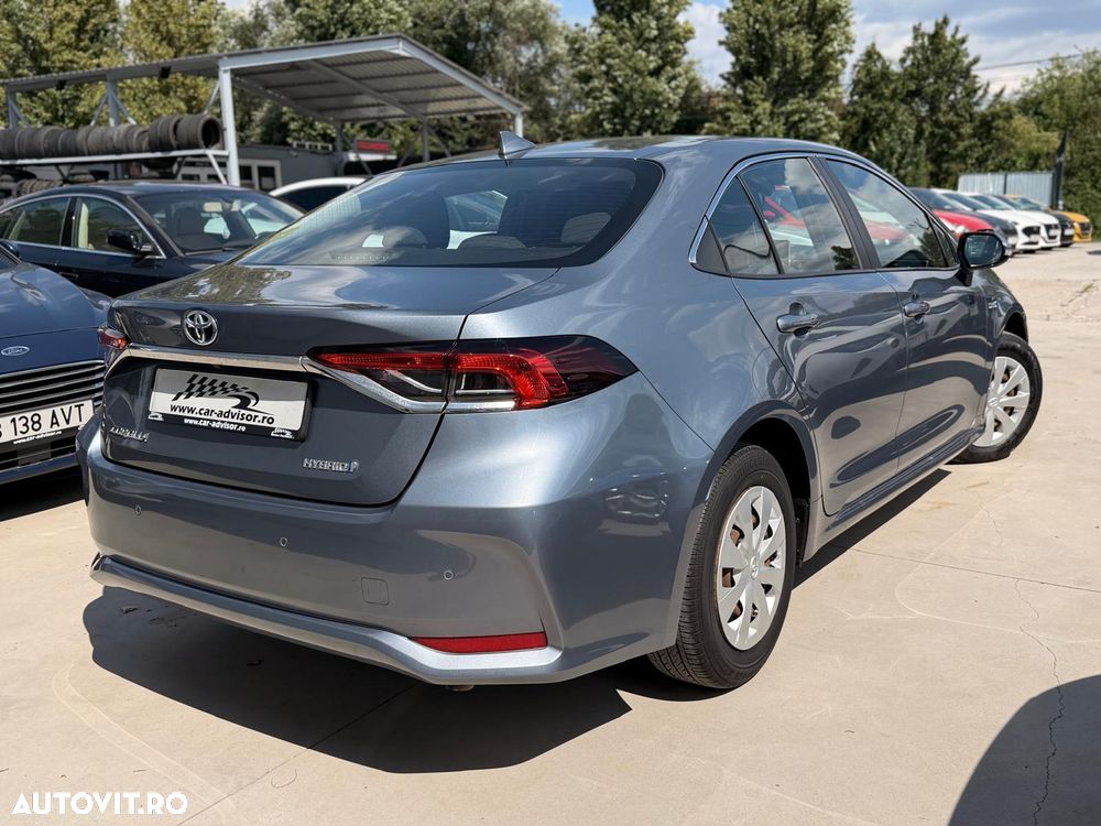 Toyota Corolla 1.8 HSD Business - 8