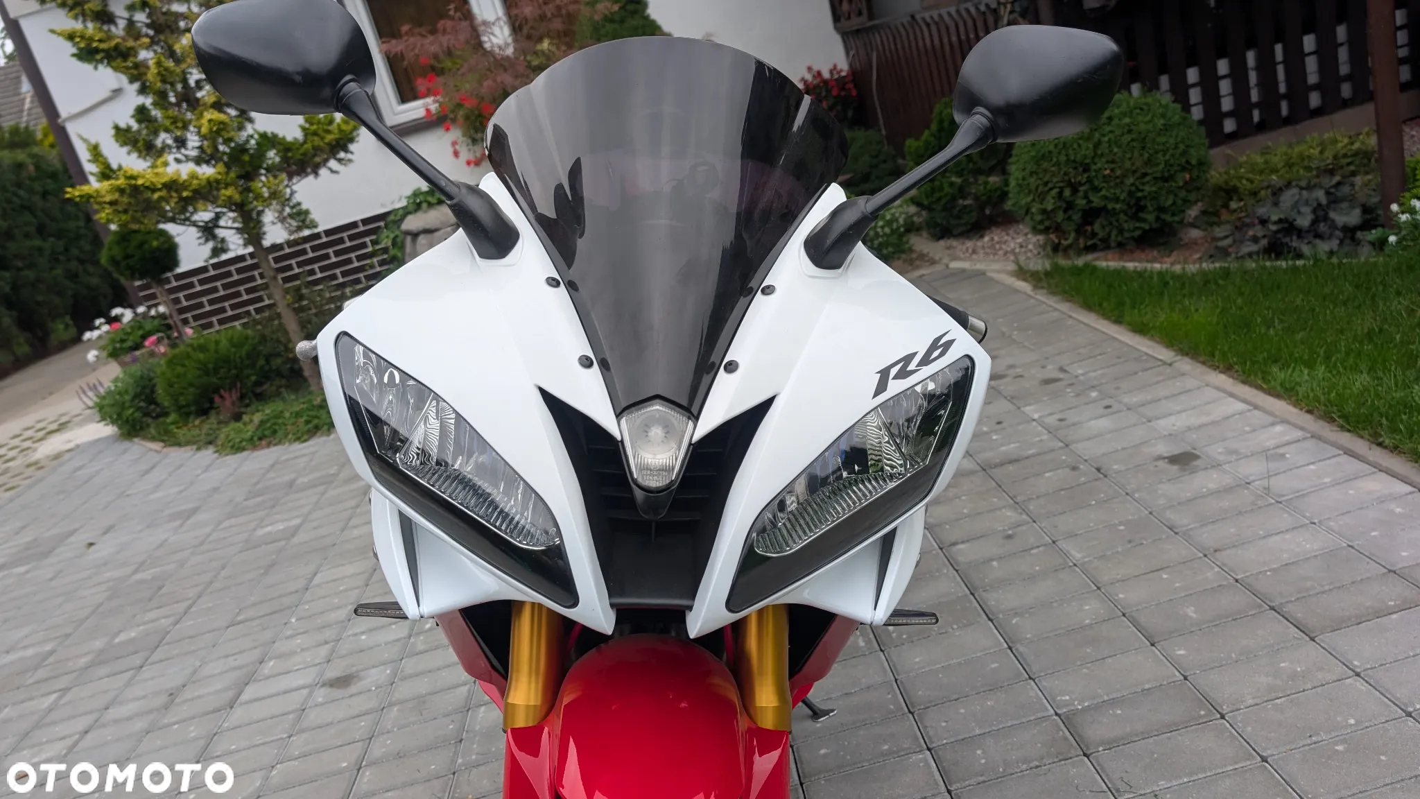 Yamaha R6 - 11