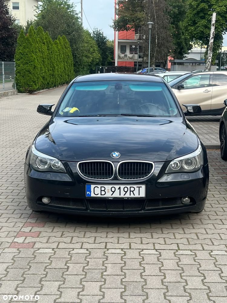 BMW Seria 5 520i - 7