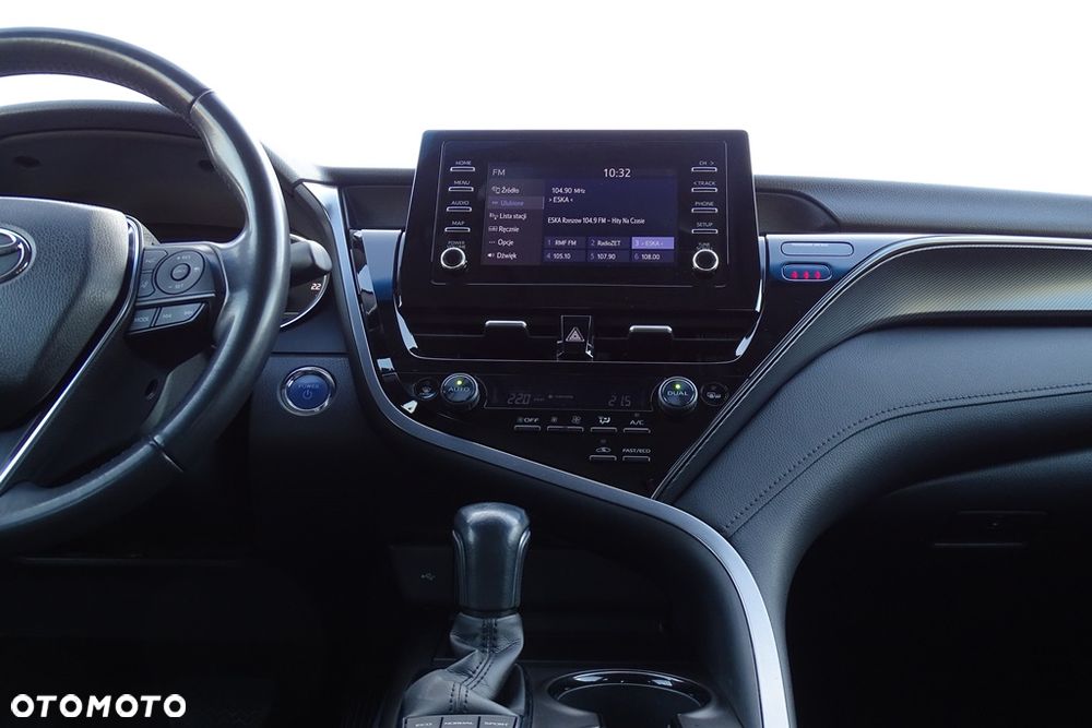 Toyota Camry 2.5 Hybrid Comfort CVT - 40