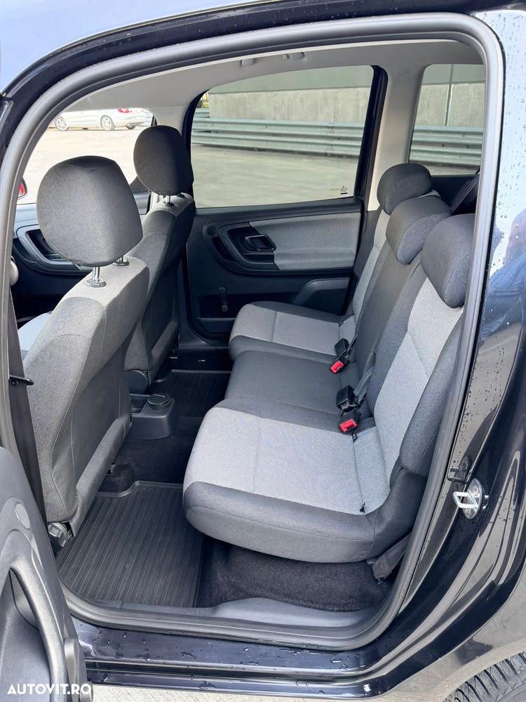 Skoda Roomster 1.2 HTP Ambition - 21