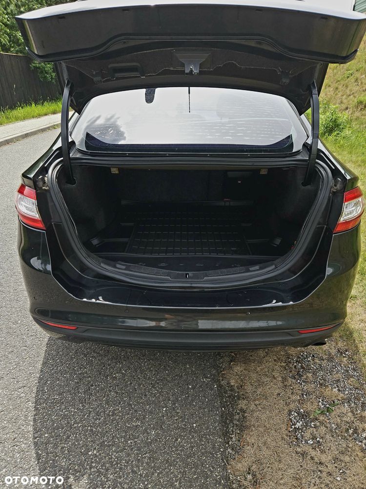 Ford Fusion - 5