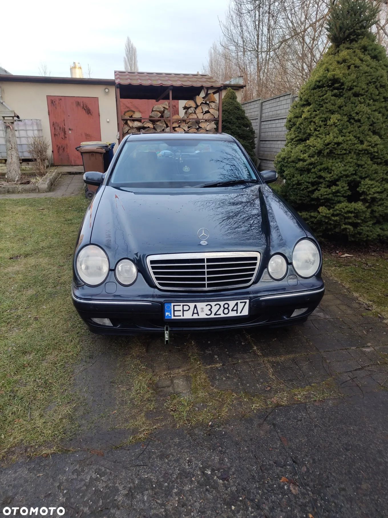Mercedes-Benz Klasa E - 1