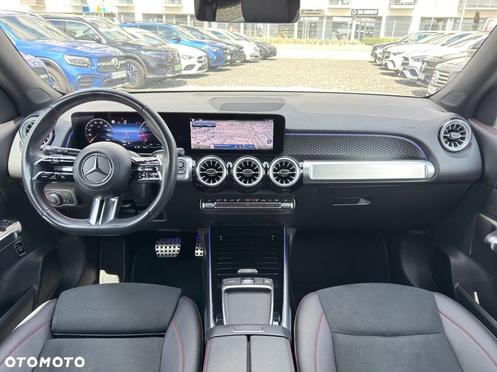 Mercedes-Benz GLB - 17