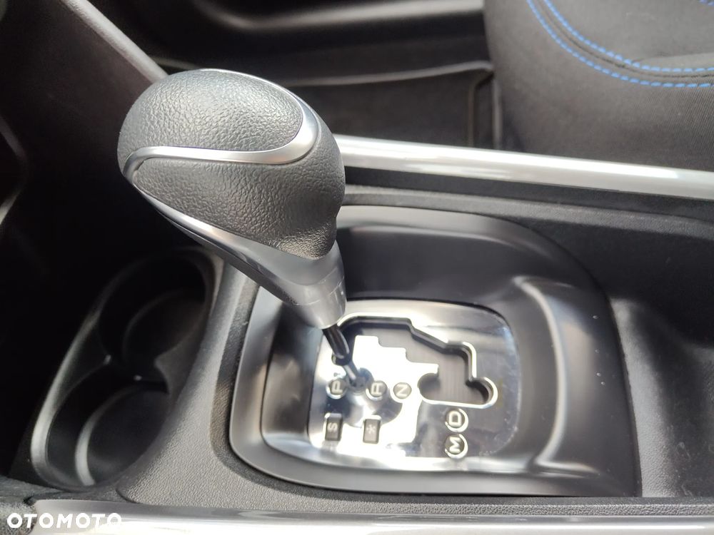 Peugeot 2008 PureTech 110 GPF Stop&Start EAT6 Style - 12