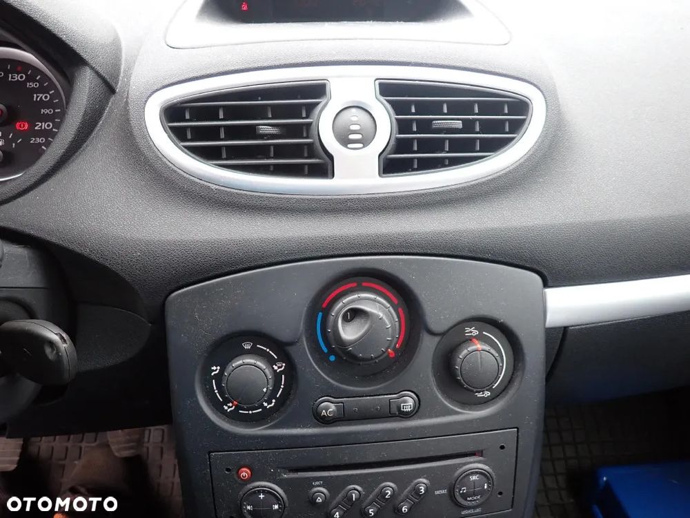 CZĘŚCI - Renault Clio III 1,6 16V 88KM K4M804 HB 5D 5B JH3131 LAKIER TEJ47 2006r. INDEX - 9420 - 11
