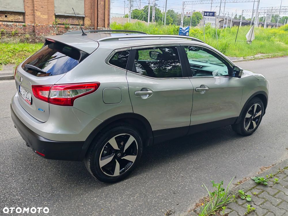 Nissan Qashqai 1.5 dCi Tekna - 11