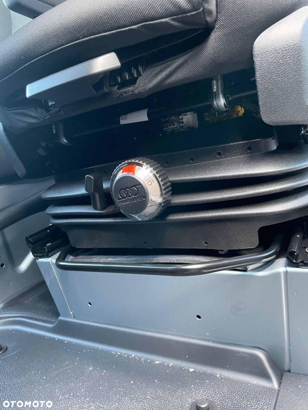 Mercedes-Benz Sprinter 319 CDI kamera 360 Reflektory LED - 13