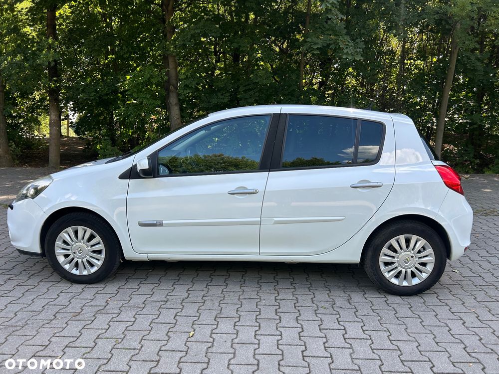 Renault Clio - 1