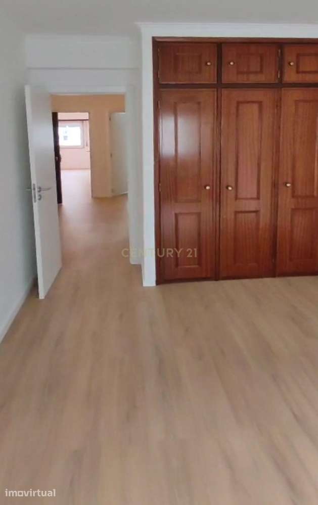 Moderno Apartamento T1 em Venteira, Amadora - Grande imagem: 4/23