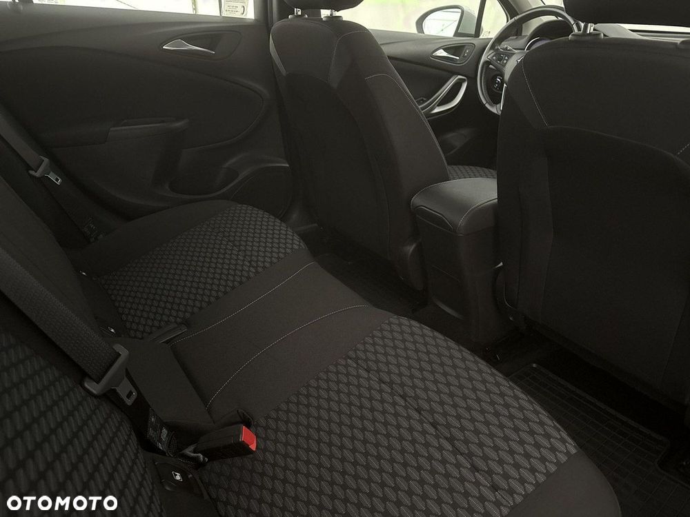 Opel Astra - 22