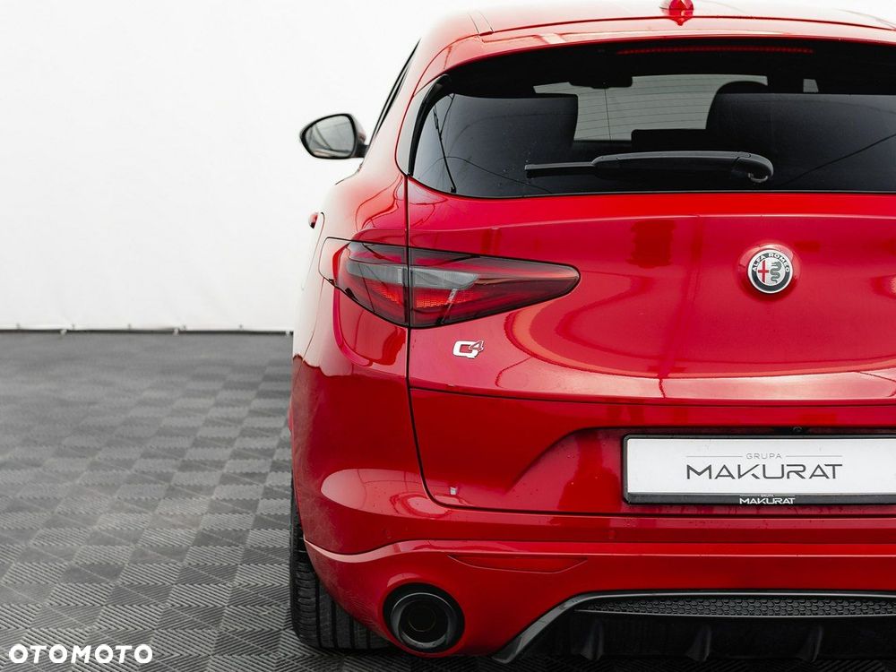 Alfa Romeo Stelvio 2.0 Turbo Veloce Q4 - 12