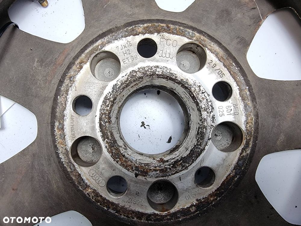 FELGA ALUMINIOWA 15 AUDI A4 B6 8E0601025 - 4