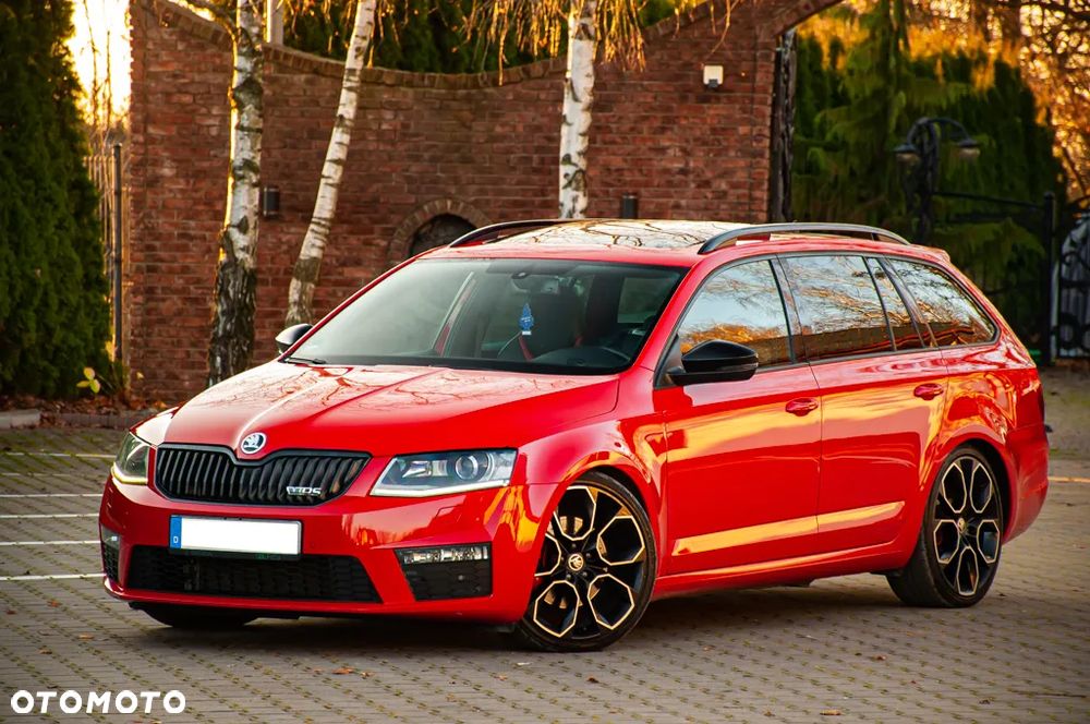 Skoda Octavia 2.0 TDI SCR RS DSG - 4