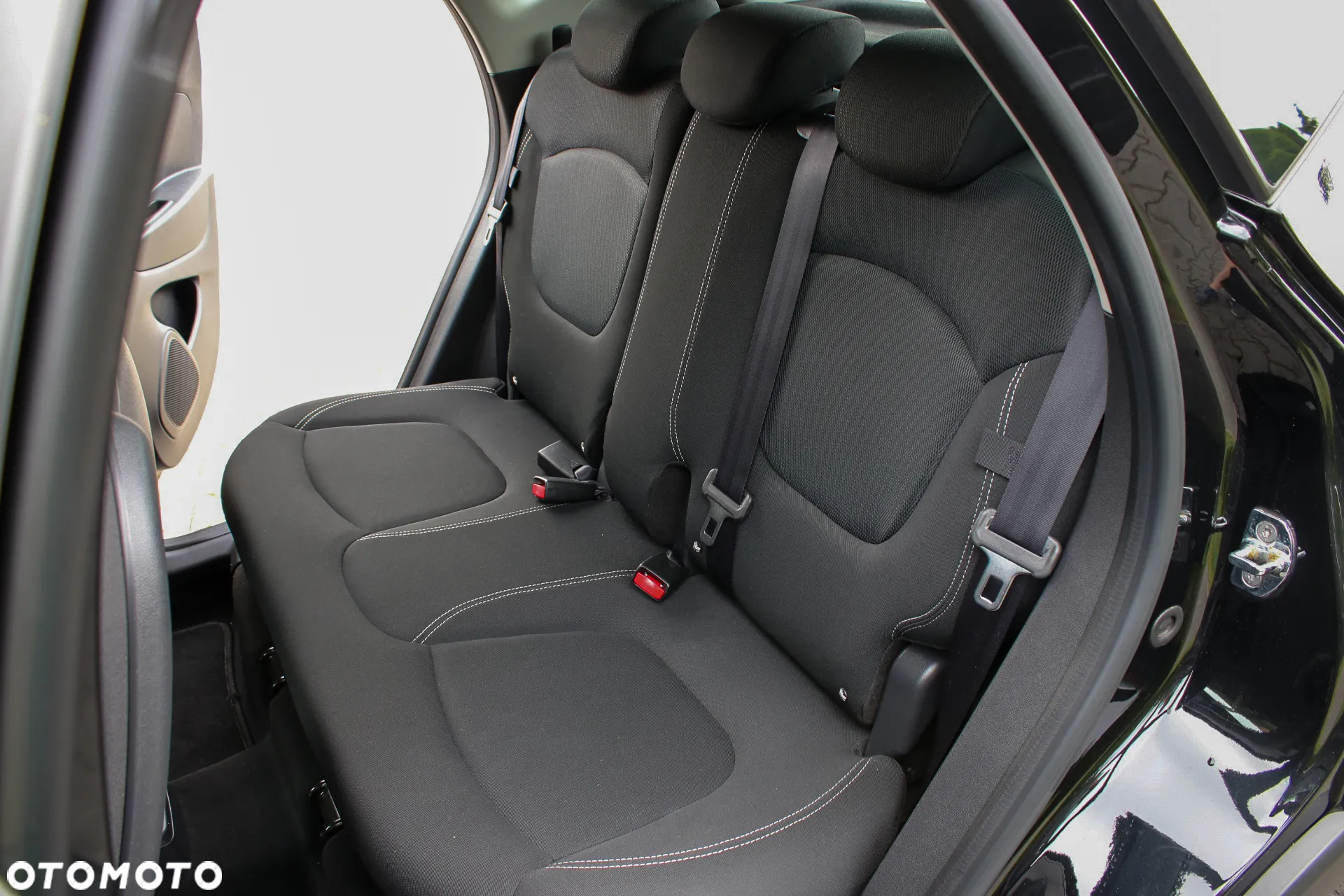 Renault Captur (ENERGY) TCe 90 INTENS - 32
